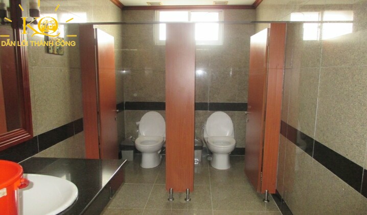 Hệ thống toilet