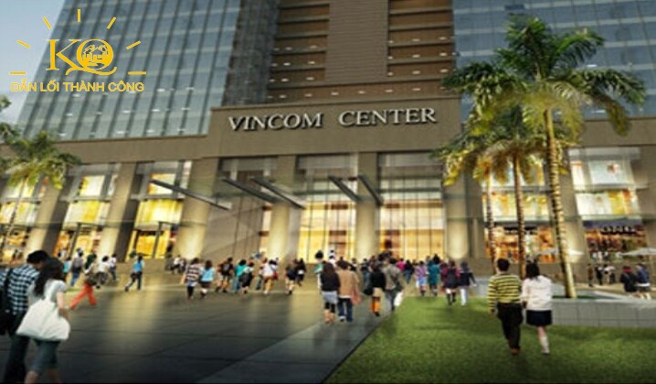 Vincom Center nhìn ngoài